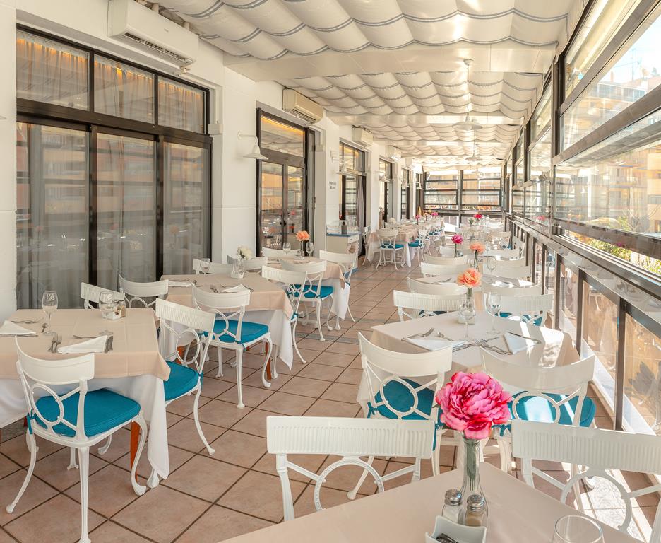 RH Corona del Mar Beach Hotel