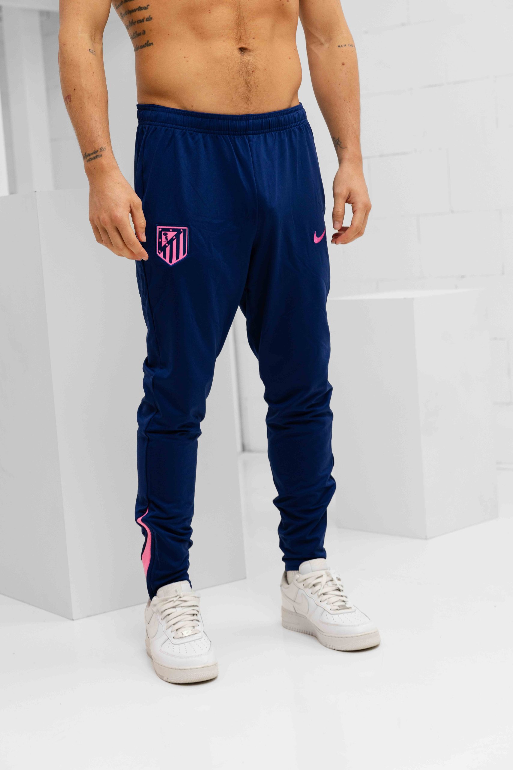 Atletico Madrid Strike Trainingsbroek Senior 2024/2025 - Maat XL - Kleur: Blauw | Soccerfanshop