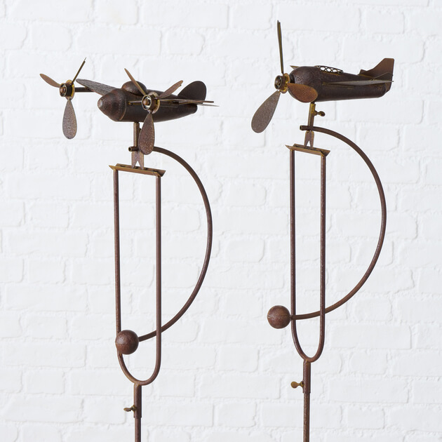 Tuinsteker propeller vliegtuig roestkleurig