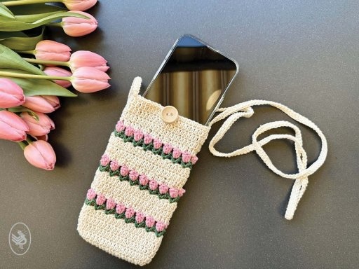 Gratis Haakpatroon Tulpen telefoonhoesje - het perfecte cadeau voor moederdag gehaakt met Durable Coral