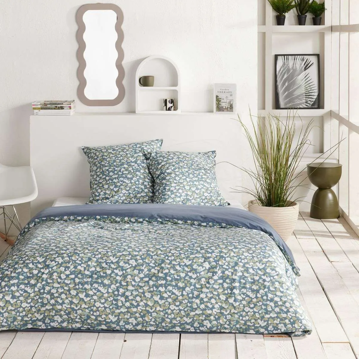 Beddenset - TODAY - Sunshine - Tweepersoons - 220 x 240 cm - Blauw katoen met bloemenprint