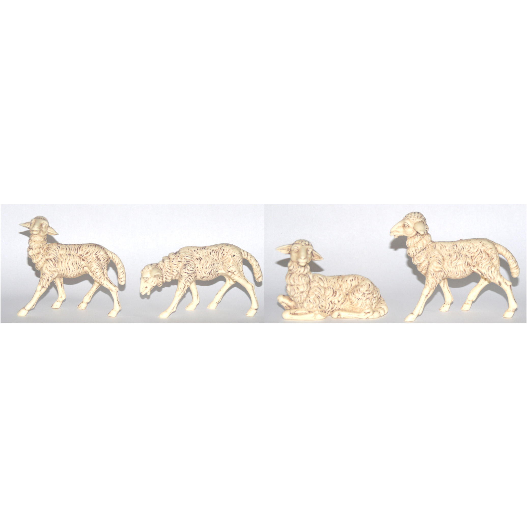 Schapen beeldjes - 4x st - 10 x 10 cm - polystone - dierenbeeld